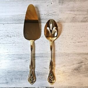 Classic Traditions HOLLYBERRY Gold Holly Serving Set Japan Stainless Steel